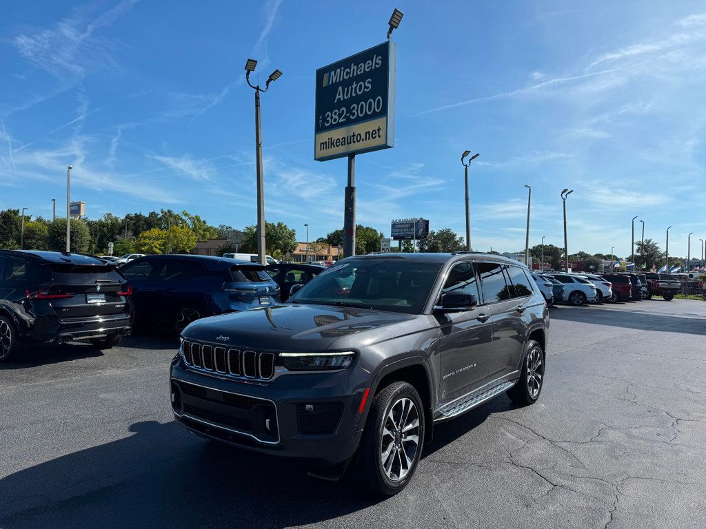 2023 Jeep Grand Cherokee L Overland 4x2 - 22897933 - 0