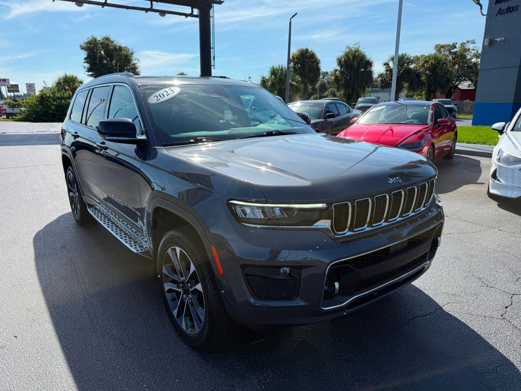 2023 Jeep Grand Cherokee L Overland 4x2 - 22897933 - 2