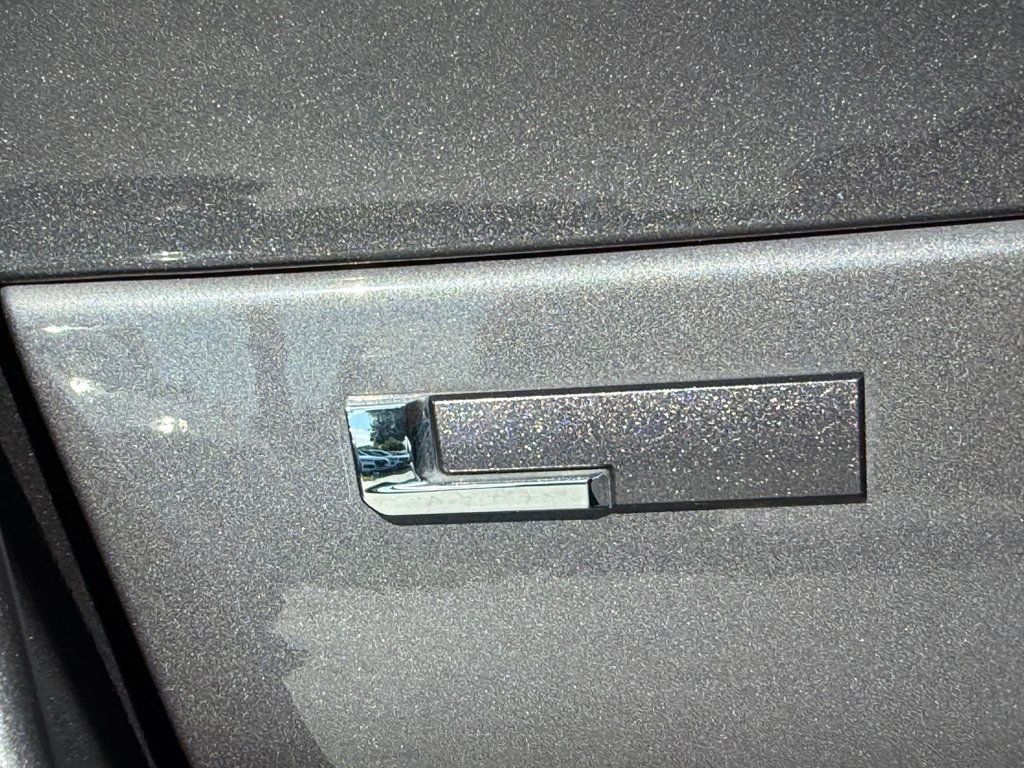 2023 Jeep Grand Cherokee L Overland 4x2 - 22897933 - 8