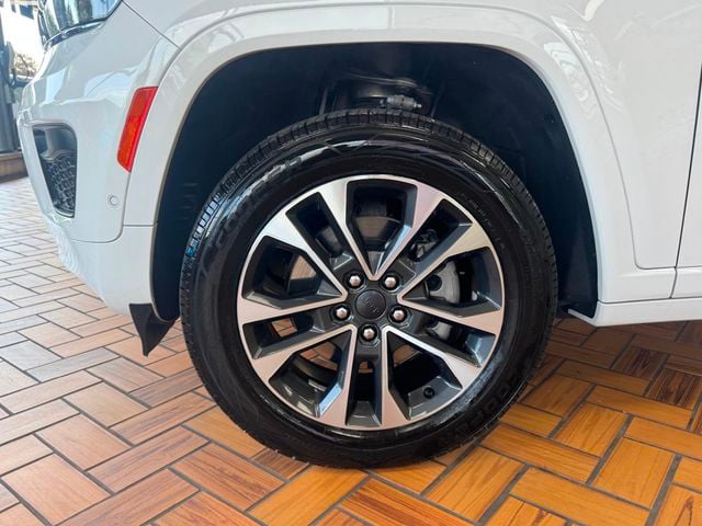 2023 Jeep Grand Cherokee L Overland 4x4 - 23072122 - 13