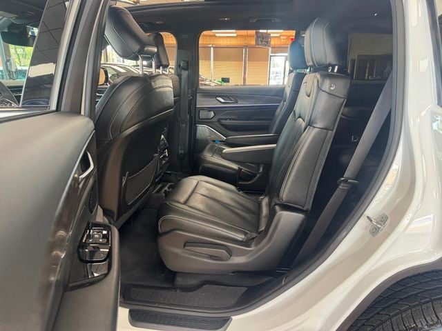 2023 Jeep Grand Cherokee L Overland 4x4 - 23072122 - 16
