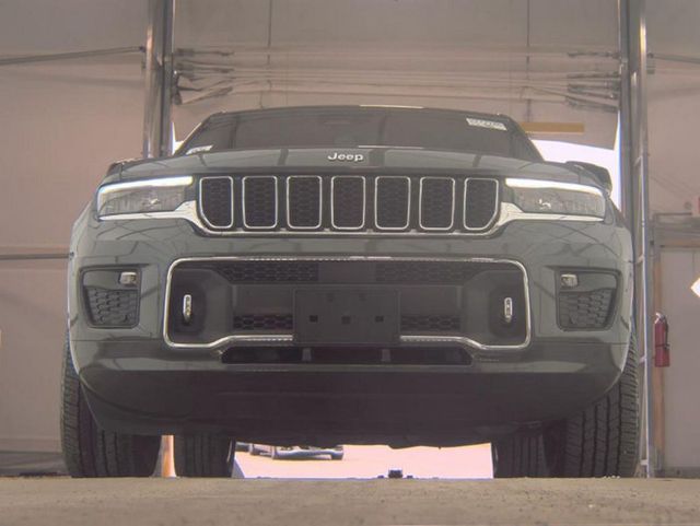 2023 Jeep Grand Cherokee L Overland 4x4 - 23029714 - 3