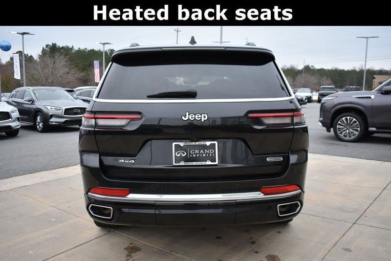 2023 Jeep Grand Cherokee Overland photo 3