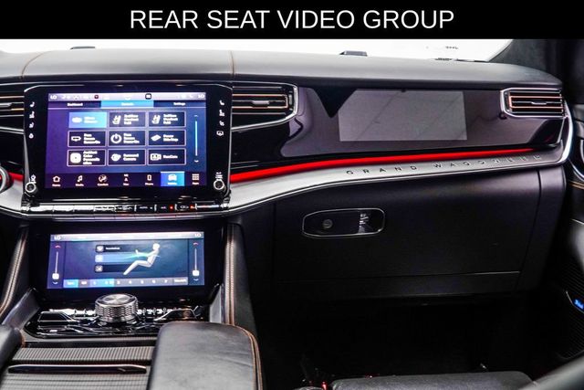 2023 Jeep Grand Wagoneer Series III - 23040670 - 15