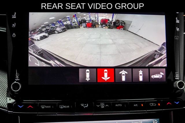 2023 Jeep Grand Wagoneer Series III - 23040670 - 27