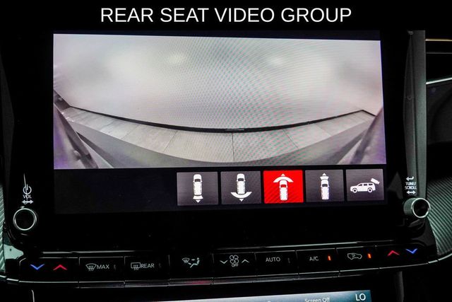 2023 Jeep Grand Wagoneer Series III - 23040670 - 28