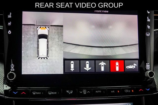 2023 Jeep Grand Wagoneer Series III - 23040670 - 29