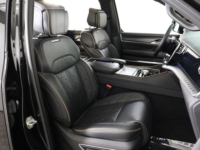 2023 Jeep Grand Wagoneer Series III - 23026941 - 37