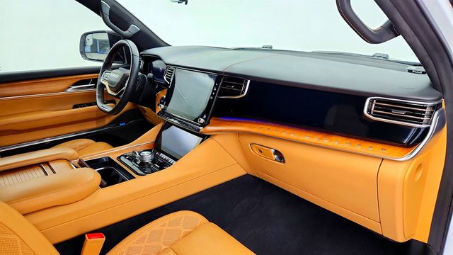 2023 Jeep Grand Wagoneer Series III 4x4 - 22962081 - 23