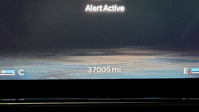 2023 Jeep Grand Wagoneer Series III Obsidian 4x4 with Heavy Duty Trailer Tow Package - 22953815 - 13