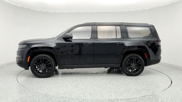 2023 Jeep Grand Wagoneer Series III Obsidian 4x4 with Heavy Duty Trailer Tow Package - 22953815 - 7