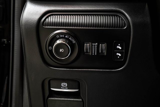 2023 Jeep Grand Wagoneer Series II Obsidian 4x4 - 23013076 - 47