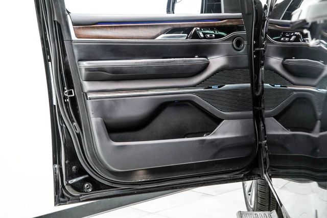 2023 Jeep Grand Wagoneer Series II Obsidian 4x4 - 23013076 - 48