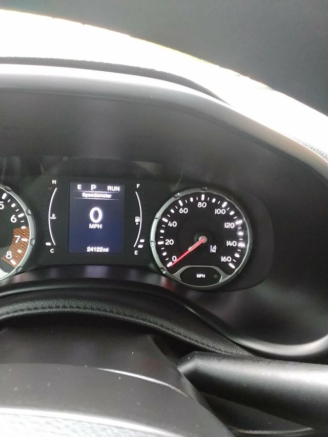 2023 Jeep Renegade Latitude 4x4 - 23031613 - 11
