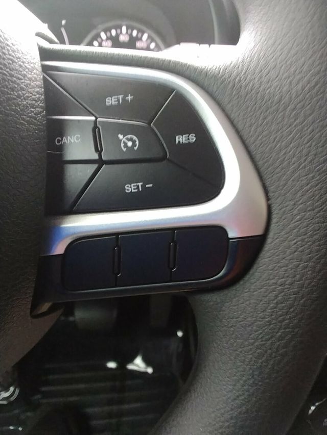 2023 Jeep Renegade Latitude 4x4 - 23031613 - 14