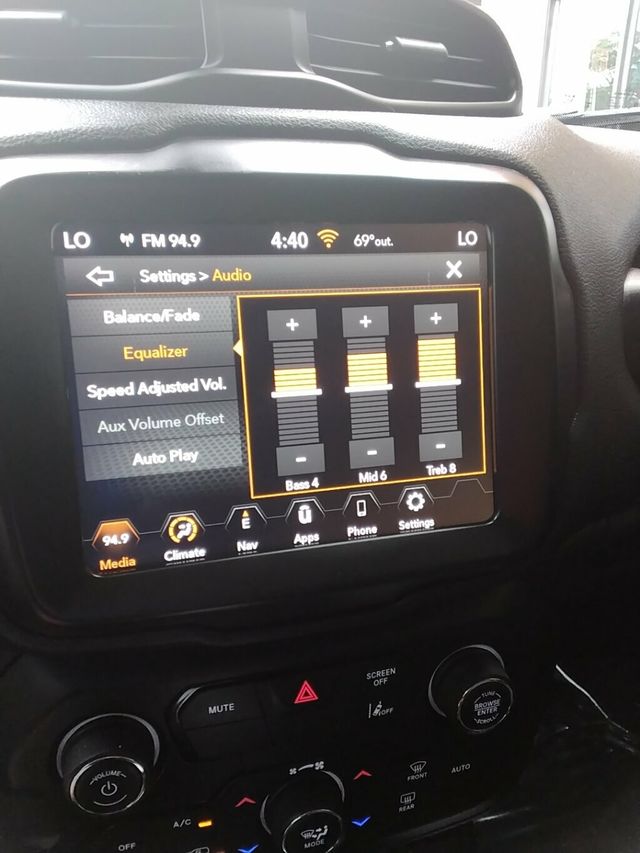 2023 Jeep Renegade Latitude 4x4 - 23031613 - 15