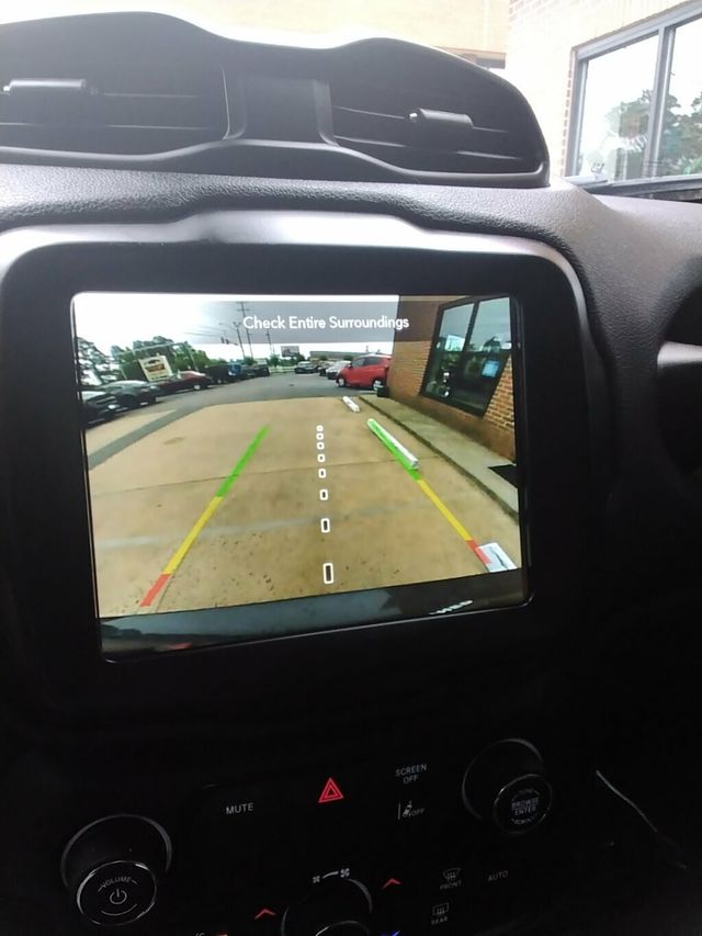 2023 Jeep Renegade Latitude 4x4 - 23031613 - 20