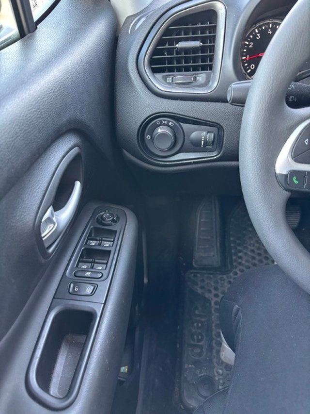 2023 Jeep Renegade Latitude 4x4 - 22981676 - 15