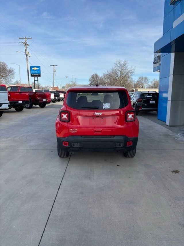 2023 Jeep Renegade Latitude 4x4 - 22981676 - 6