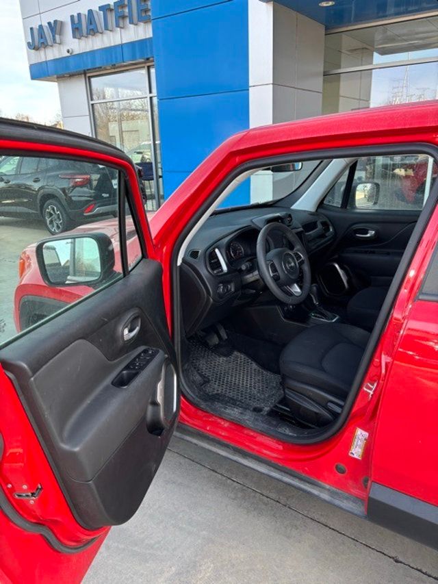 2023 Jeep Renegade Latitude 4x4 - 22981676 - 8