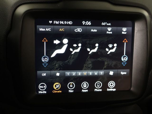 2023 Jeep Renegade Latitude 4x4 - 23061927 - 41
