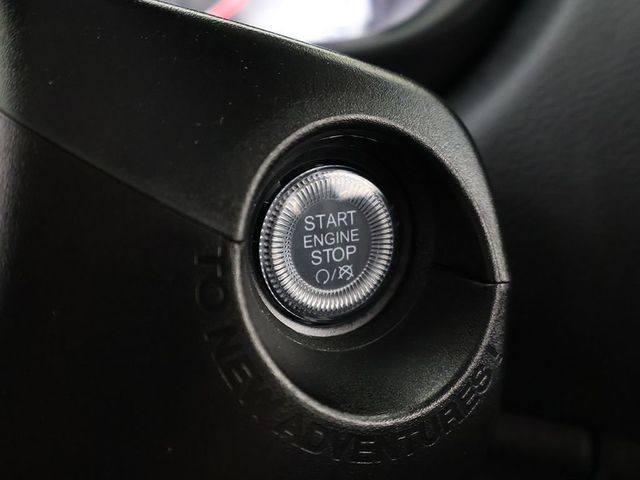 2023 Jeep Renegade Latitude 4x4 - 23078482 - 38