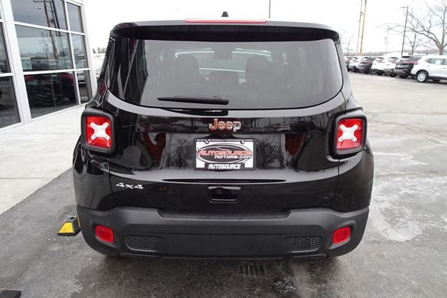 2023 Jeep Renegade Latitude 4x4 - 22770390 - 6