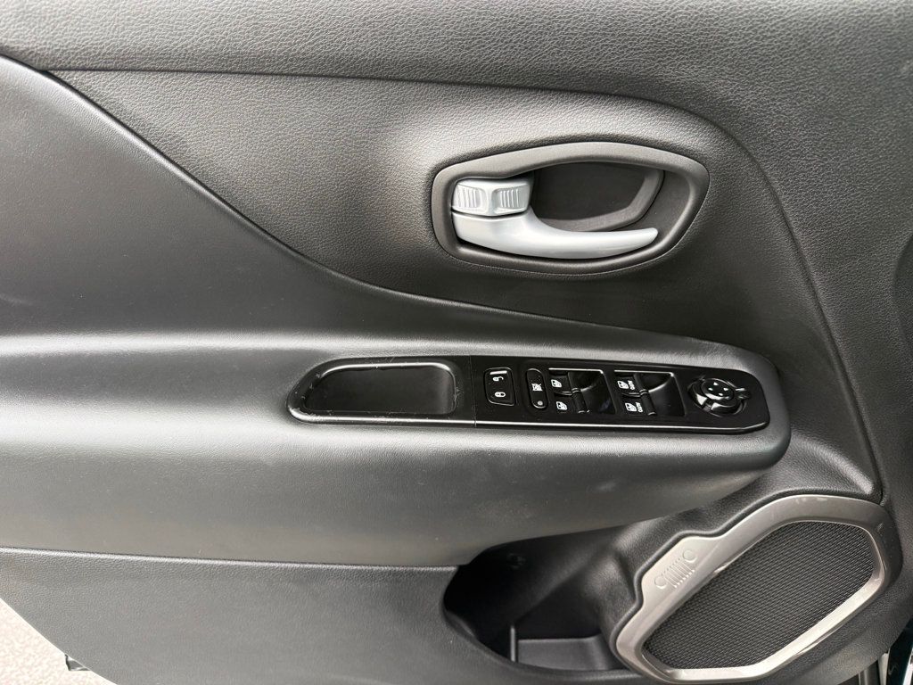 2023 Jeep Renegade Limited 4x4 - 22970907 - 20