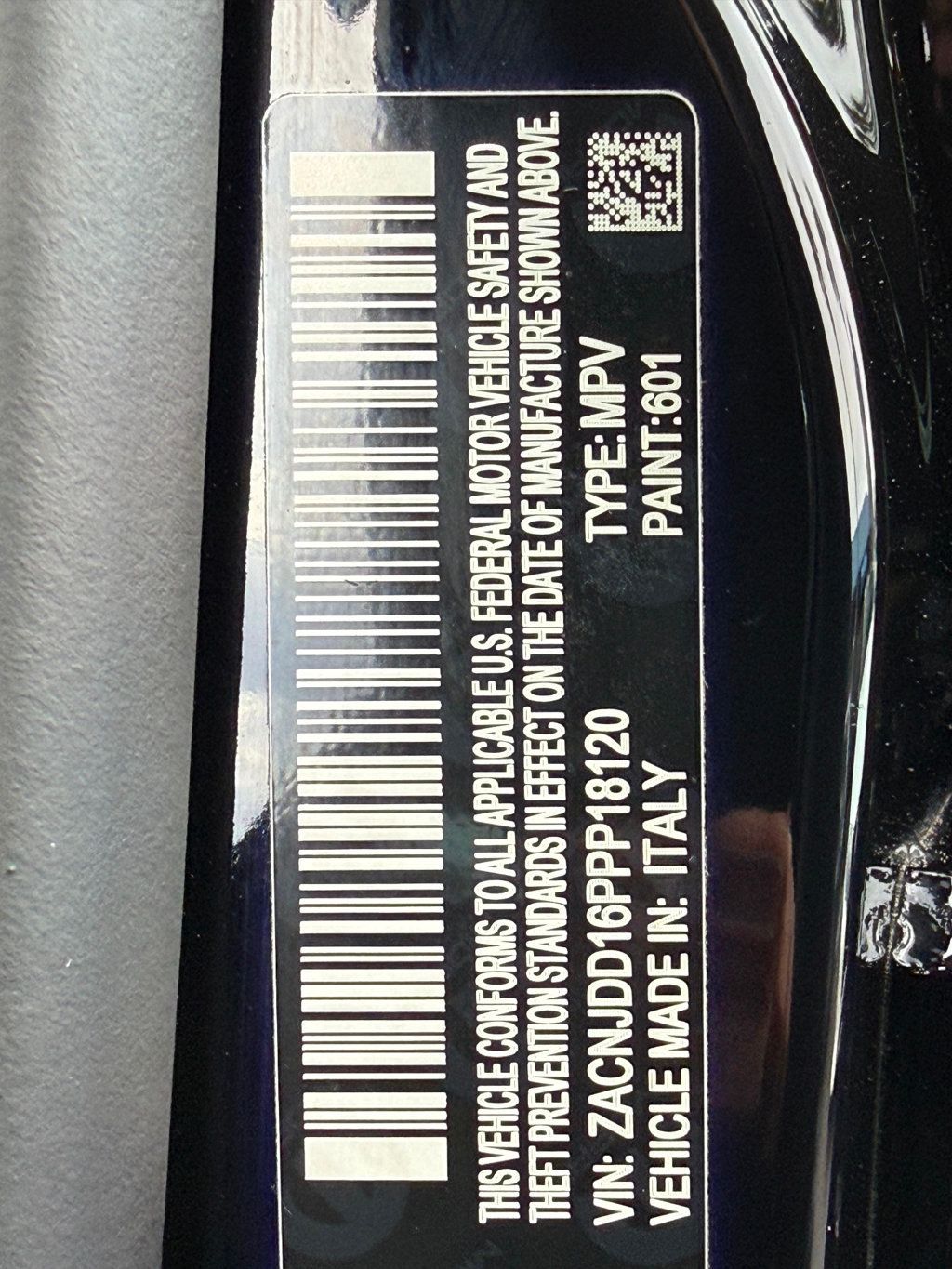 2023 Jeep Renegade Limited 4x4 - 22970907 - 37