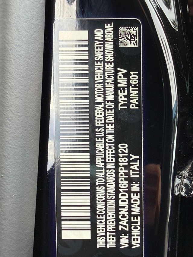 2023 Jeep Renegade Limited 4x4 - 22970907 - 37