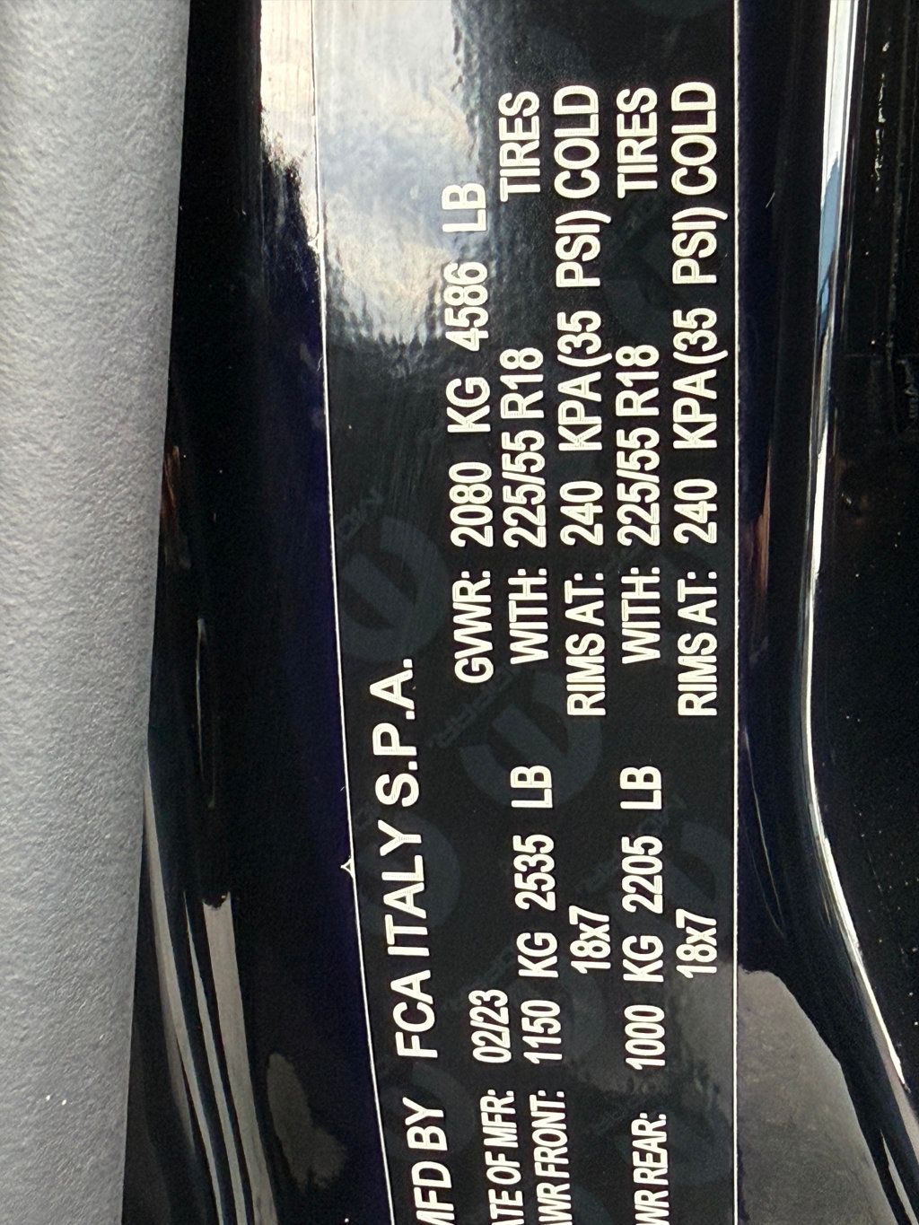 2023 Jeep Renegade Limited 4x4 - 22970907 - 38