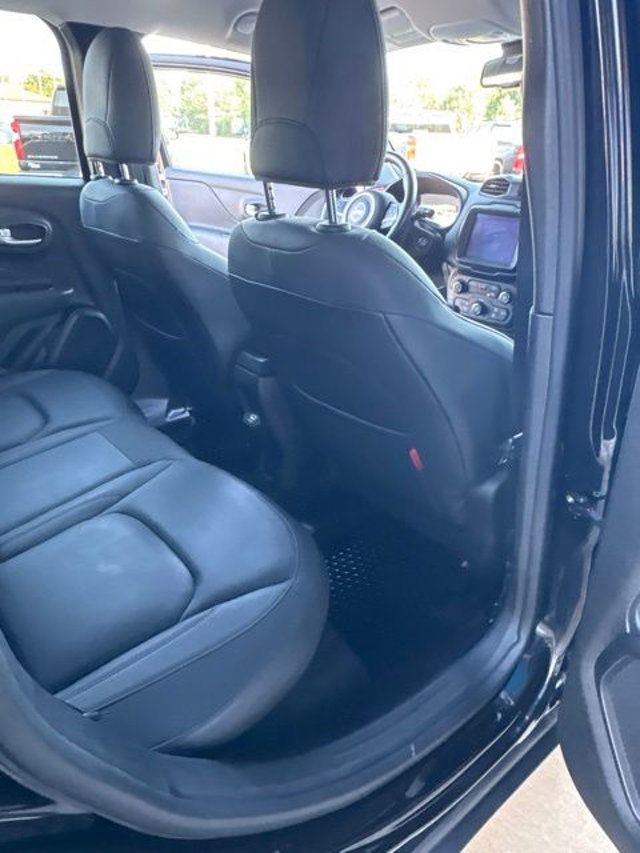 2023 Jeep Renegade Trailhawk 4x4 - 23043389 - 17