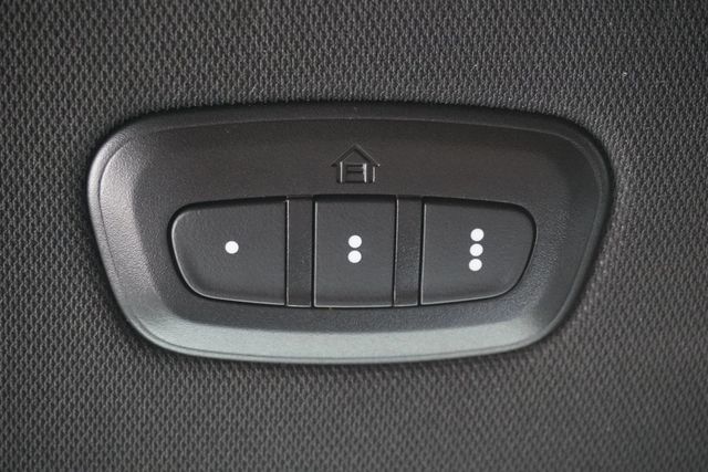 2023 Jeep Wagoneer 4x2 - 22984629 - 23