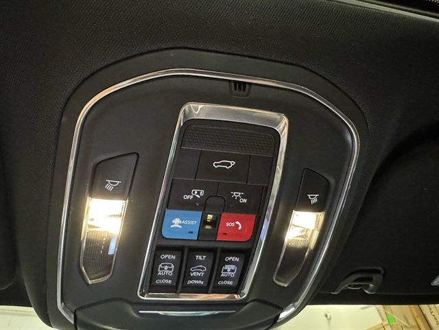 2023 Jeep Wagoneer 4x4 - 23063978 - 21
