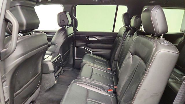 2023 Jeep Wagoneer 4x4 - 23047336 - 17