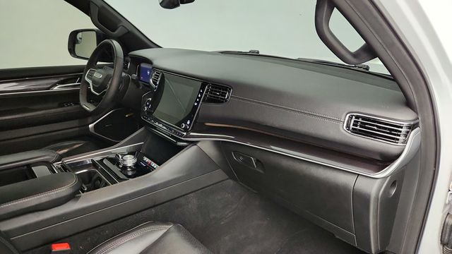 2023 Jeep Wagoneer 4x4 Premium Group - 22956558 - 23