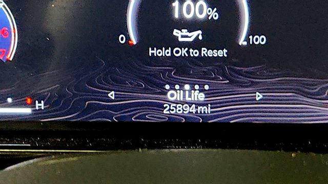 2023 Jeep Wagoneer 4x4 w/ Front Passenger Interactive Display - 23055675 - 14