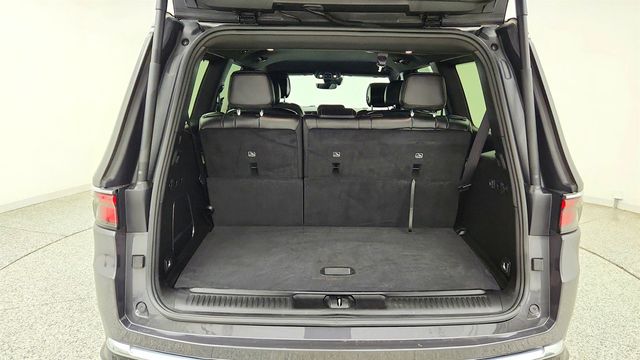 2023 Jeep Wagoneer 4x4 w/ Front Passenger Interactive Display - 23055675 - 22