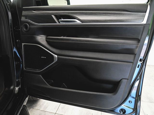 2023 Jeep Wagoneer Series II - 23054493 - 10