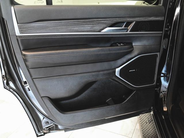 2023 Jeep Wagoneer Series II - 23054493 - 11