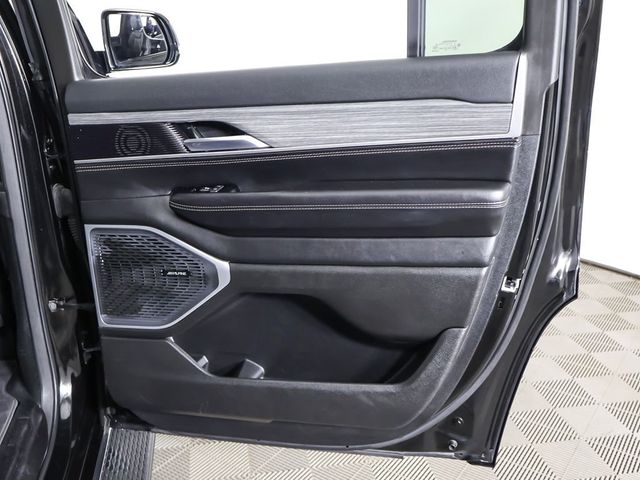 2023 Jeep Wagoneer Series II - 23021007 - 28