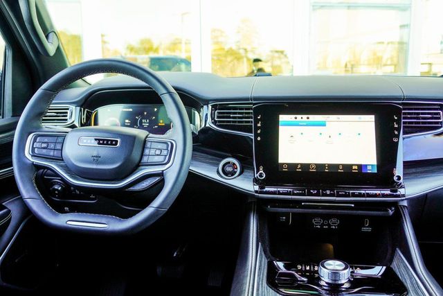 2023 Jeep Wagoneer Series II - 22973718 - 9