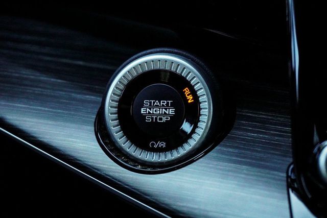 2023 Jeep Wagoneer Series II - 22973718 - 19