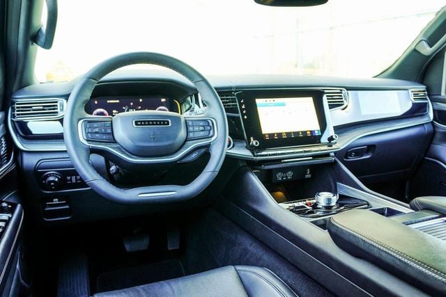 2023 Jeep Wagoneer Series II - 22973718 - 4