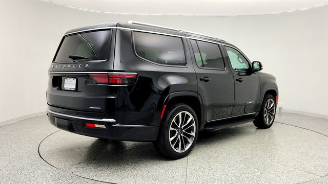 2023 Jeep Wagoneer Series II 4x4 with Premium Group & Seating for Seven - 22971711 - 4