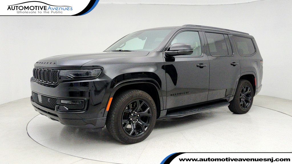 2023 Jeep Wagoneer Series II Carbide 4x4 - 22941519 | Video 1