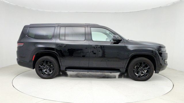 2023 Jeep Wagoneer Series II Carbide 4x4 - 22941519 - 3