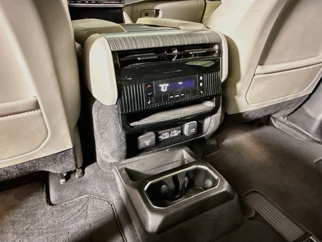 2023 Jeep Wagoneer Series III - 23084795 - 17