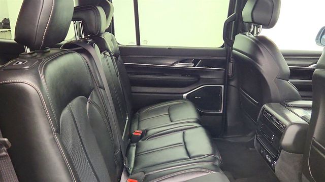 2023 Jeep Wagoneer Series III 4x4 - 23043027 - 22