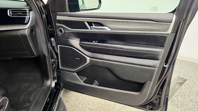 2023 Jeep Wagoneer Series III 4x4 - 23043027 - 25